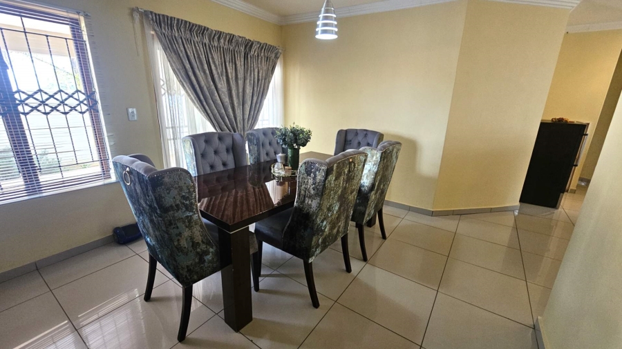 3 Bedroom Property for Sale in Melodie North West